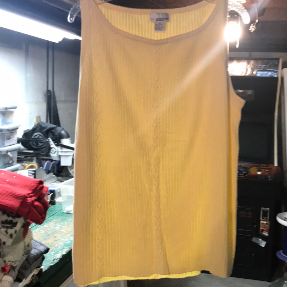 Sweater tank